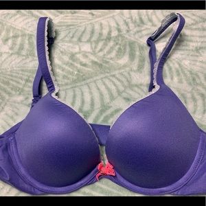 Victoria Secret Body by Victoria Push Up Bra 32b